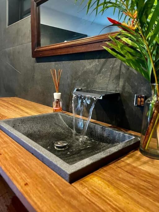 Location Open Sky Appartement Deshaies Buitenkant foto